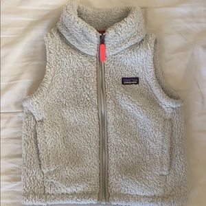 Girls Patagonia vest
